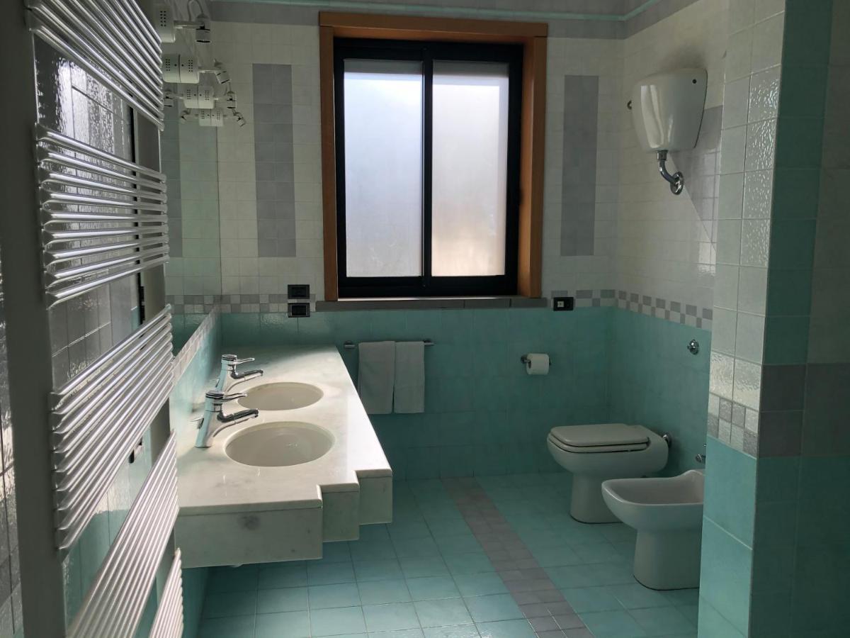 Lanna b&b Novoli Bagian luar foto