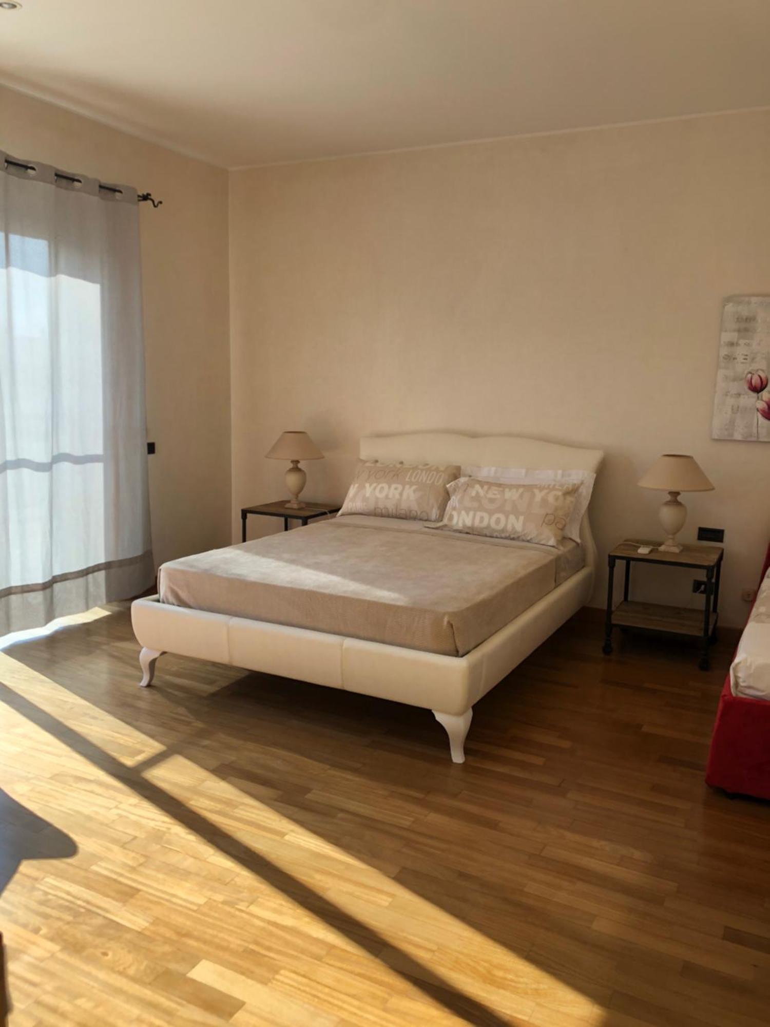 Lanna b&b Novoli Bagian luar foto